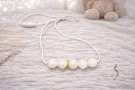 Breastfeeding Necklace | White Pearls